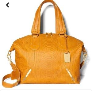 BNWT- BLACK COLOR- VINCE CAMUTO Annette satchel- comes w/dustbag-